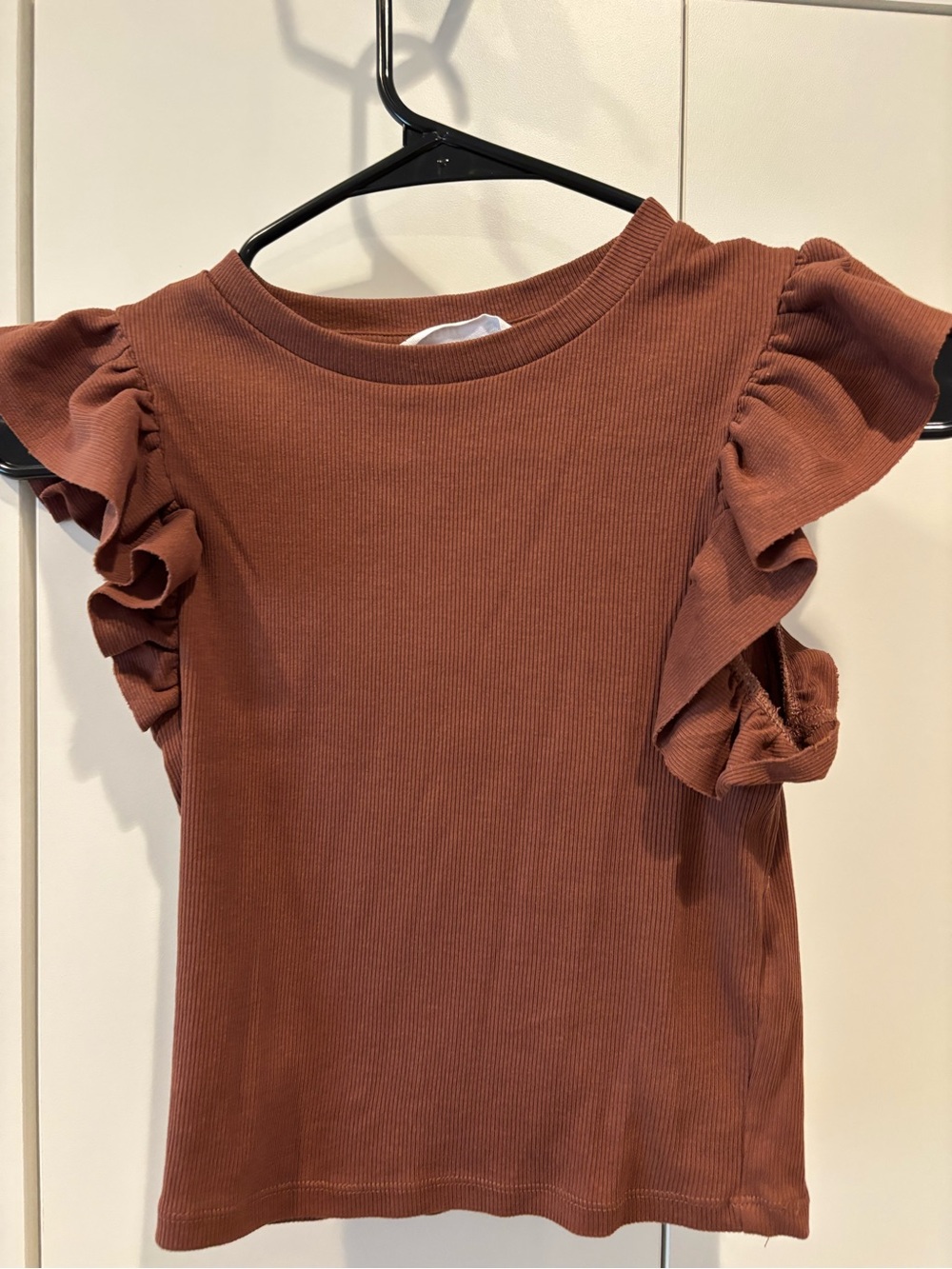 Ruffled Sleeve Rib-Knit Crew Sweater in Rust